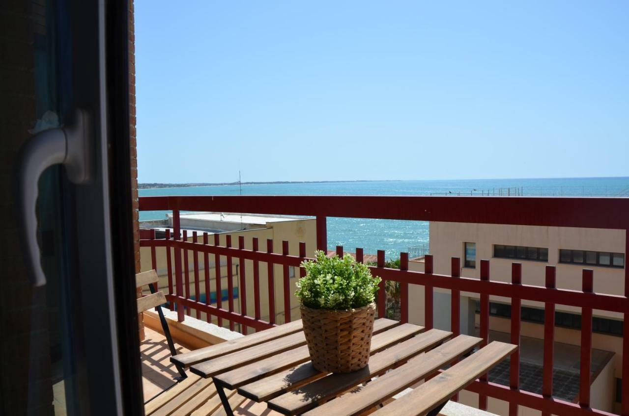 Appartamento La Finestra Sul Mare Pozzallo Exterior foto
